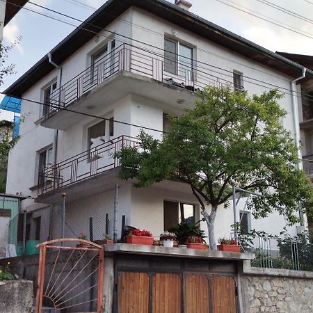Къща За Гости - Софи, Гр. Девин Exterior photo